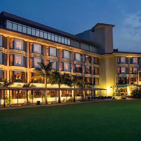 Hotel Mountview Chandīgarh Exterior foto